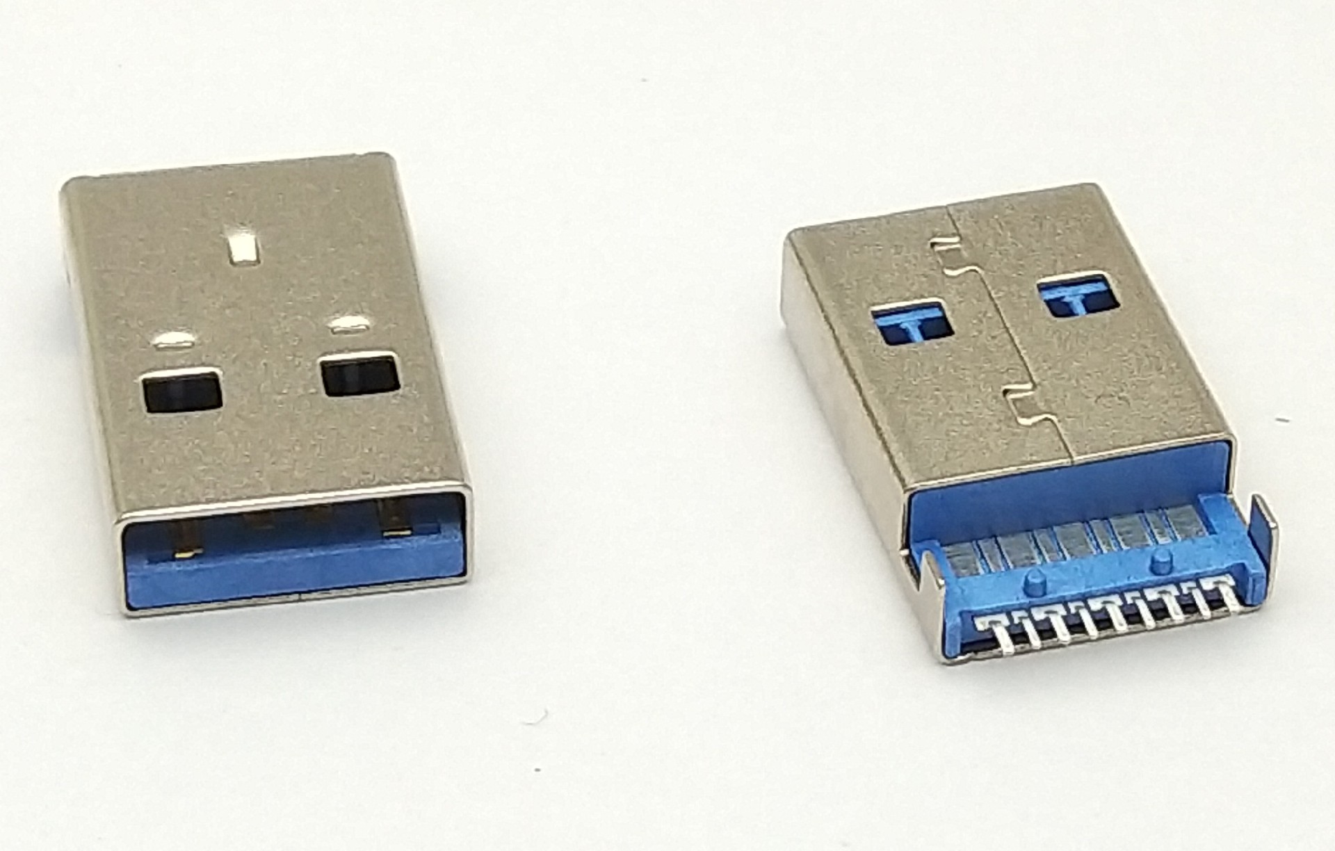 USB A/M 3.0 L=18.7mm 沉板1.9mm 外殼3.7mm 錫腳長(zhǎng)1.7mm